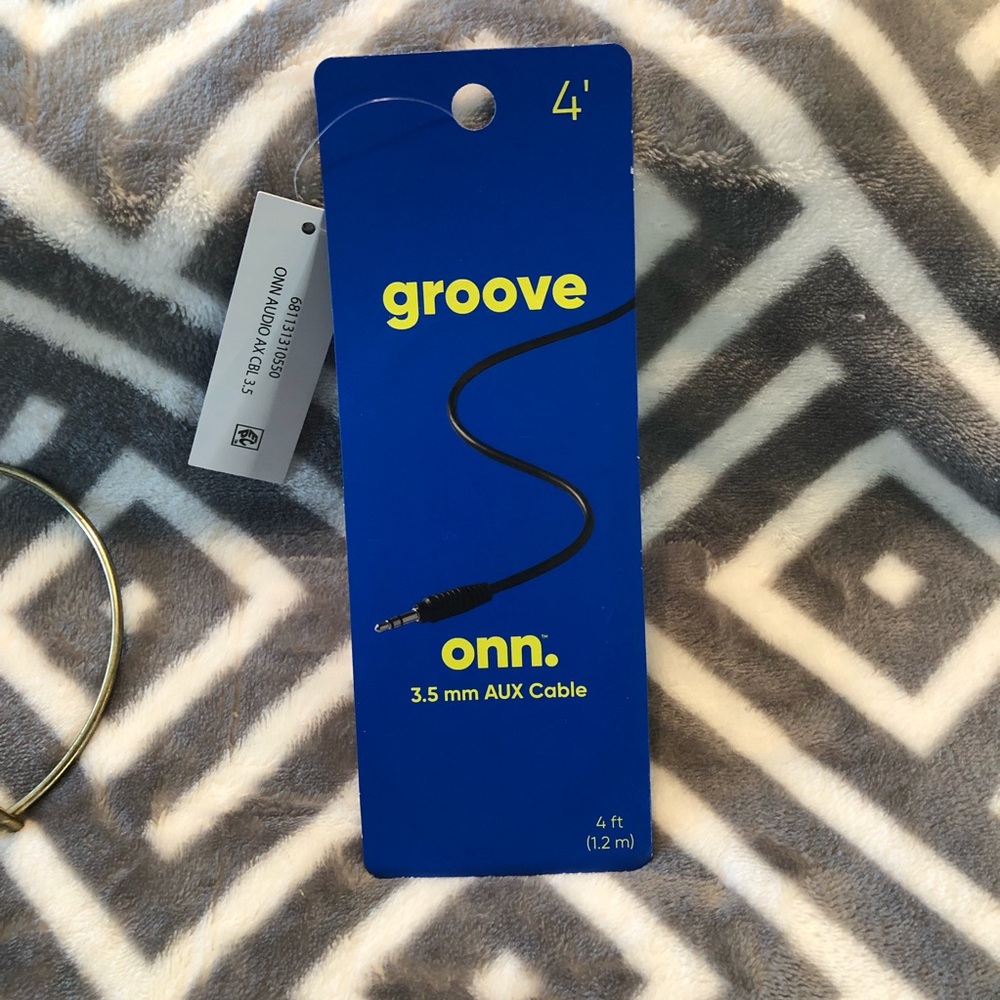 ONN 3.5 mm AUX Cable